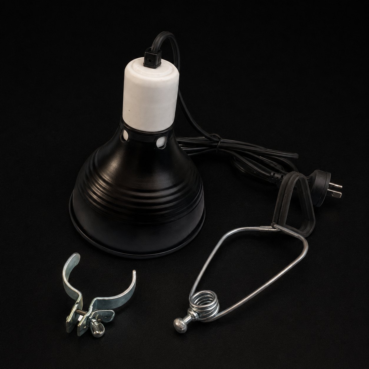 Deep Dome Clamp Lamp